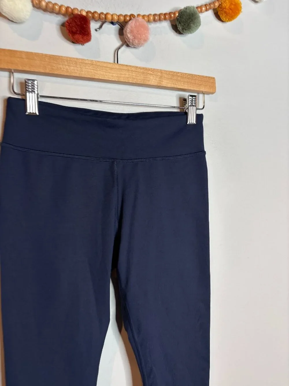 Tory Burch Sport Lip Print Performance Leggings